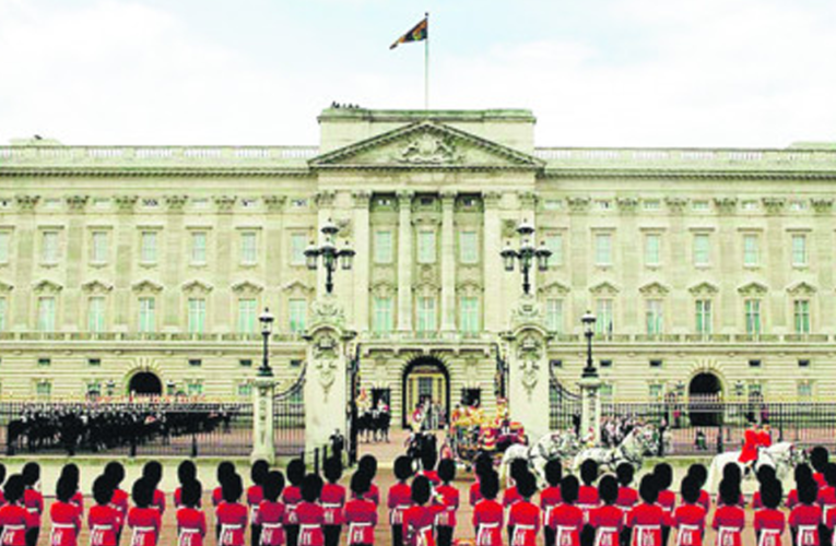 Palácio de Buckingham: Conheça a história